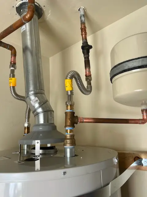 Water heater installation and plumbing repair in Weldon